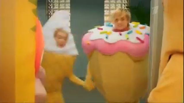 В тесноте, да не в обиде))) смотреть онлайн