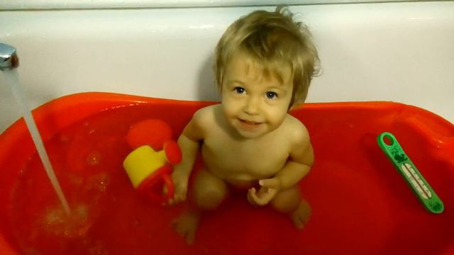 Ванна. Вікусі 1р., 9 міс. VIKI in the BATH смотреть онлайн
