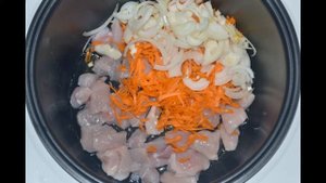 Курица с капустой в мультиварке