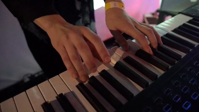 Терпение — Список ингредиентов, необходимых, чтобы ничего не происходило (live at Powerhouse)