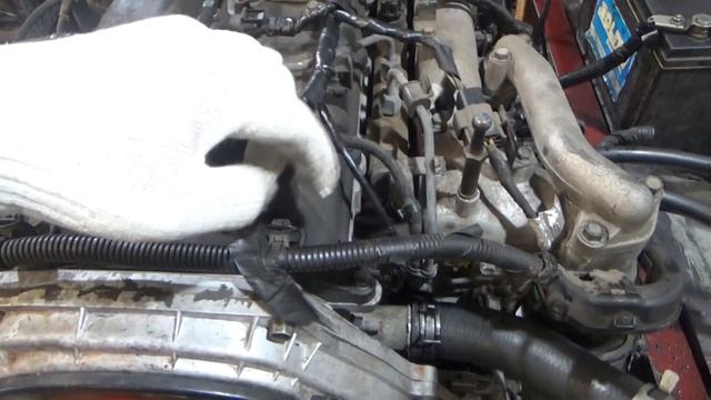 Проверка давления масла и компрессии в двигателе D4CB 8380318 смотреть онлайн