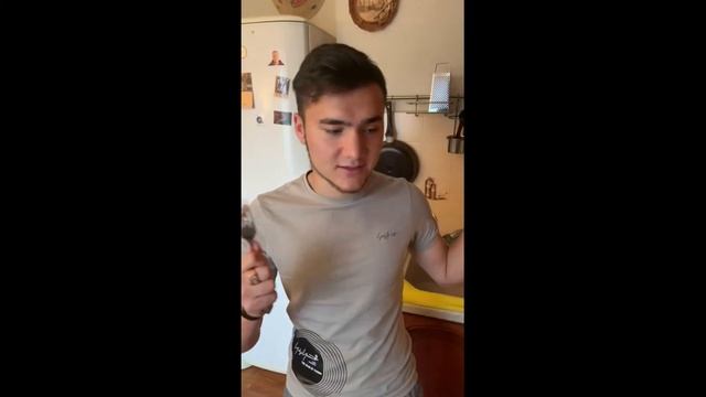 Готовим в мультиварке котлетки, варим картошечку под новый Кадилак от тех самых смотреть онлайн