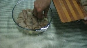 МИНТАЙ В СМЕТАНО-ЯИЧНОЙ ЗАЛИВКЕ С СЫРНОЙ КОРОЧКОЙ.