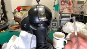Krups Dolce Gusto Nescafe leaking water replacement of needle plate diffuser capsule coffee machine