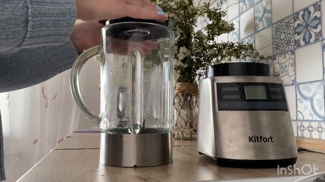 Делаю апельсиновый смузи. Обзор блендера Kitfort KT-1301. #китфорт #kitfort #смузи #блендер смотреть онлайн