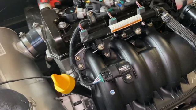 Seadoo Spark oil change, spark plugs and deck removal (Maintenance Day) Rotax 900 смотреть онлайн