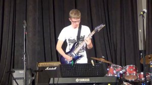 Илья Ильяшенко - Knives and Tulips (Troy Stetina)