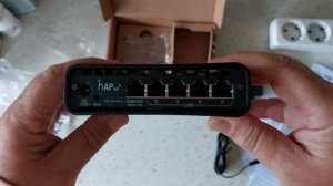 Mikrotik haP ax2 (WiFi 6) - (unboxing) (4K)