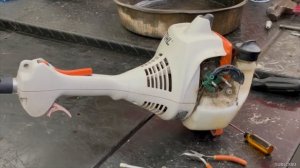 Stihl FS38 Trimmer: Replacing Carburetors