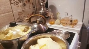 Топленное масло. Все готовлю и пеку на топленном масле.?