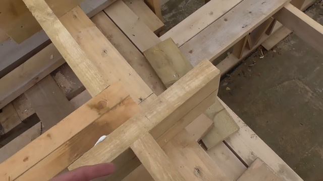 Как построить каркасный дом. Монтаж межэтажного перекрытия.