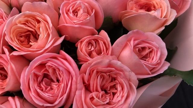 Букет из розы Лондон Ай 31 штука 60 см смотреть онлайн