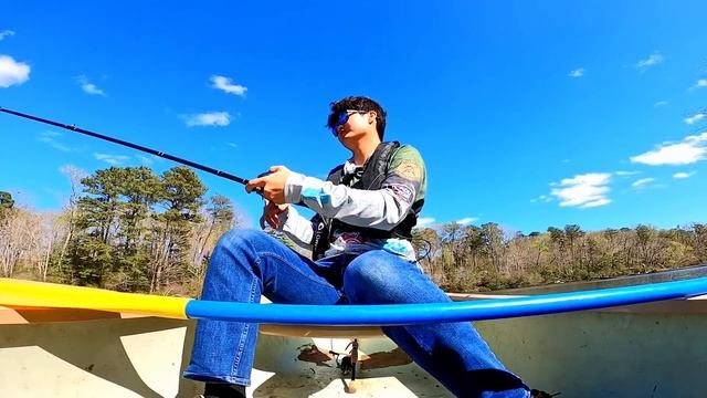 Fishing My First College Tournament! смотреть онлайн