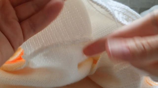 Обрабатываем отверстия для пуговиц. Мастер класс. смотреть онлайн