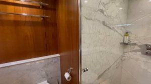 Van der Valk 26m. Зачем нужен экипаж 7 человек ? Модель  Raised Pilothouse. Подробный обзор.