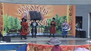 ансамбль "ЖИВАЯ РУСЬ", песня "МЫ - ДОНСКИЕ КАЗАКИ"