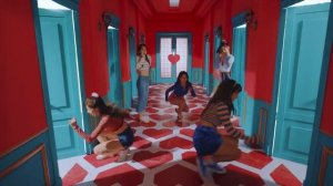 Twice Heart Shaker mv but it's a tzuyu fancam