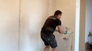 Удаление маяков после штукатурки. Вот почему и зачем нужно удалять маяки