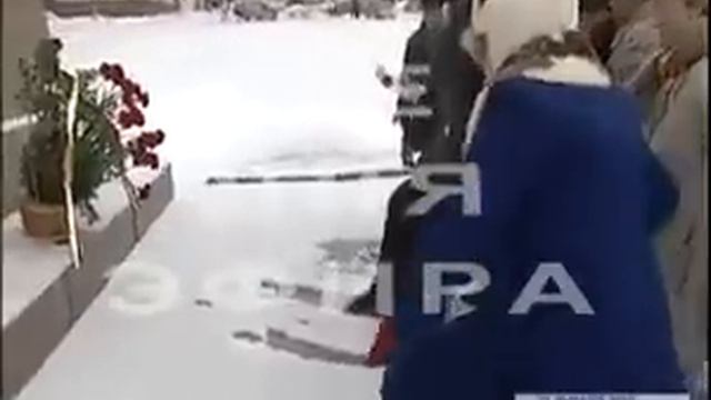 Комунисты жгут.mp4 смотреть онлайн