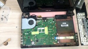 КАК РАЗОБРАТЬ НОУТБУК ASUS K53\КАК ПОЧИСТИТЬ НОУТБУК ASUS K53\КАК ПОЧИСТИТЬ ОТ ПЫЛИ НОУТБУК ASUS K5
