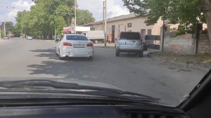Дикий пляж в г.Сухум, район Маяк, по  ул Адлейба к морю со стороны ул Татарская