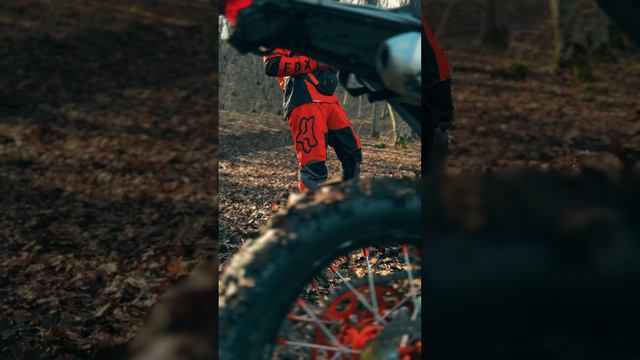 Hard #эндуромотоциклы #enduro #ктм #ессентуки #motovlog #пятигорск #кисловодск смотреть онлайн