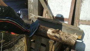 цепная пила hyundai xe 2410в действии от солнечных панелей