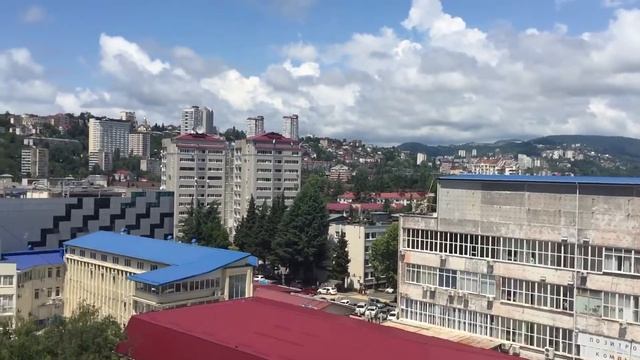 Аренда квартиры в Сочи посуточно летом. Цена 3000 за сутки.