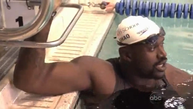 Shaq vs. Michael Phelps (Part 3/5) смотреть онлайн