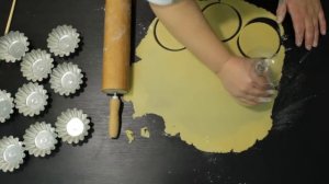 Корзинки с белковым кремом, белковый крем, пирожное корзинка