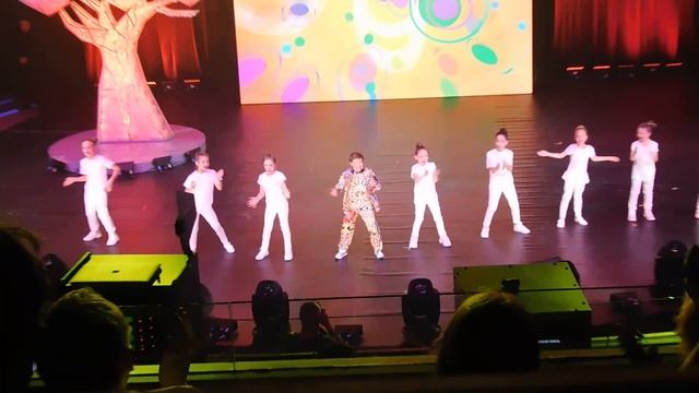 Средняя млдашая группа Академии Игоря Крутого - На Десерт смотреть онлайн