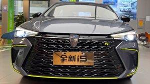2022 Roewe i5 GT Обзор Китайского автомобиля. Интерьер и экстерьер.