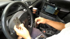 Изработка и обучение на ключ карта за Renault Laguna