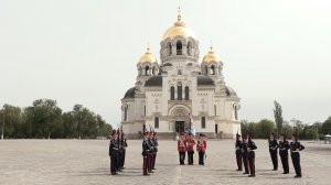 Знаменный взвод ДККК. 10-й класс, преподаватель - В.П. Шелковский.