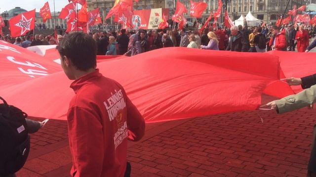 ОГРОМНОЕ ЗНАМЯ ПОБЕДЫ НА МАНЕЖНОЙ ПЛОЩАДИ #деньпобеды #великаяотечественнаявойна #шнейвасборис
