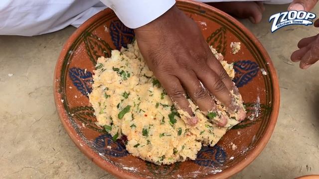 Potatoes Nuggets Recipe | Mubashir Saddique | Village Food Secrets смотреть онлайн