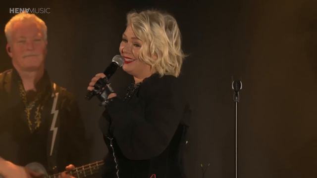 Kim Wilde live in Switzerland (01/12/2023) смотреть онлайн
