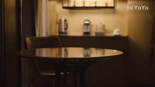 美女和前男友慾火重燃，倆人關起門來就忍不住抱住親熱🌼Chinese drama🌼