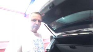 Тигуан. Устанавливаем сабвуфер.
