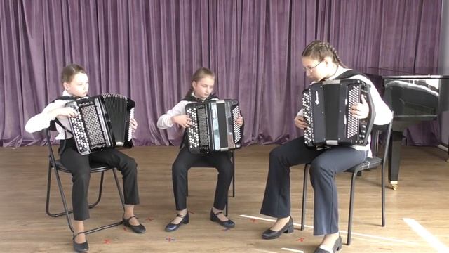 уч.номер 1103-1-д Трио баянистов: Рачкова Дарья, Ледовских Софья, Бородина Екатерина смотреть онлайн