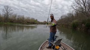 Creek Channel Crappie Fishing Tips | 2 Jig Long Pole Crappie Rig