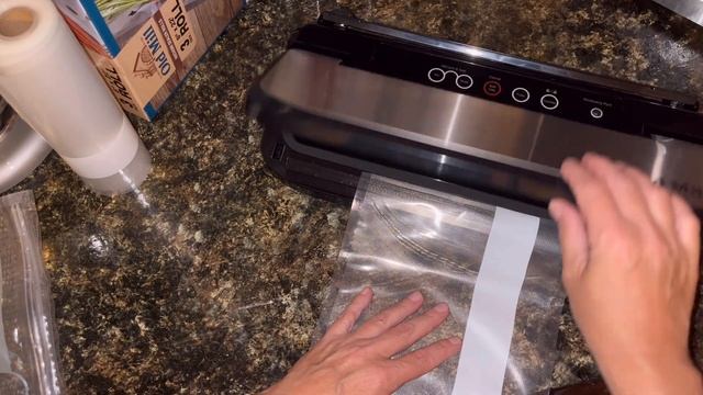 Old Mill Vacuum Sealer VS Foodsaver Handheld & Zip Bags смотреть онлайн