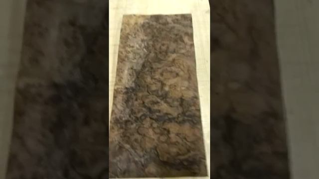 Шпон Орех американский корень (кап) 490х240х0,6 мм смотреть онлайн