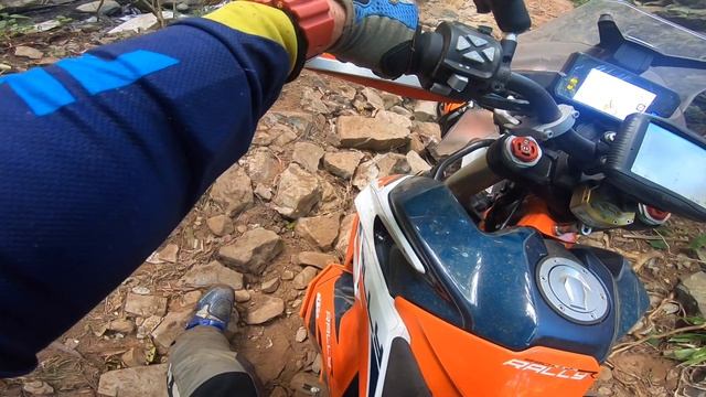 Wild Dog Pensioners on tour - Part 2 KTM 890R Rally - Yamaha T7 - Husqvarna 701 смотреть онлайн