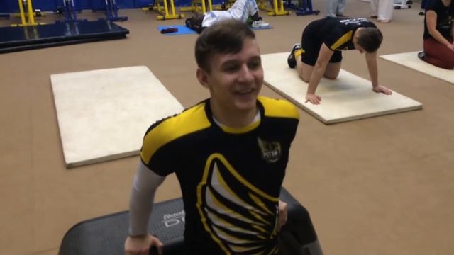 #ТРЕНЯ 2 УЖЕ НЕ ДЕВСТВЕННИКИ смотреть онлайн