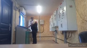 работа оператора пульта управления