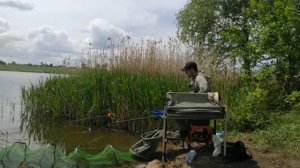 Фидерная рыбалка на озере Дягильно.Поехал за карасем  а клевало .... Рыбалка в Беларуси.