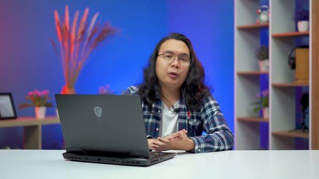 Laptop GAMING paling KENCENG di gen 12? | MSI VECTOR GP66 12UGS смотреть онлайн
