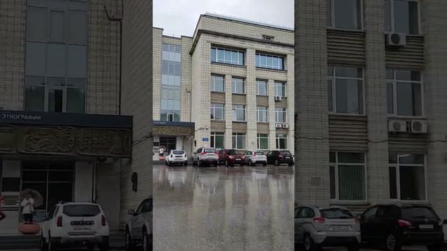 прогулка по Академгородоку Новосибирск, памятник Лаврентьеву