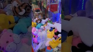 Мой любимый автомат хватайка снова радует меня! Играю на пикачу.